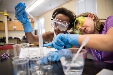 Students conduct experiments at a CTY On-Campus Summer Program in Baltimore. 