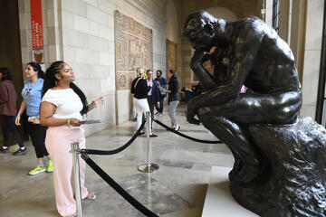A crowd gathers for JHU's night at the BMA