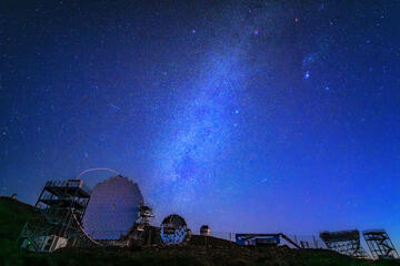 Milky Way above the telescopes at Roque de los Muchachos on La Palma, Canary Island