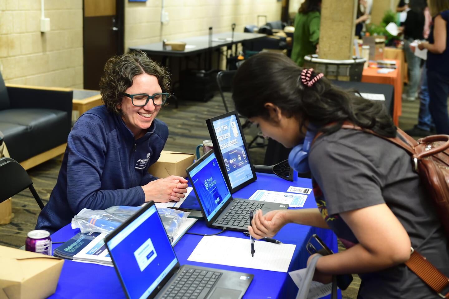 Faculty, researchers, and students attend the Green Labs Vendor Fair