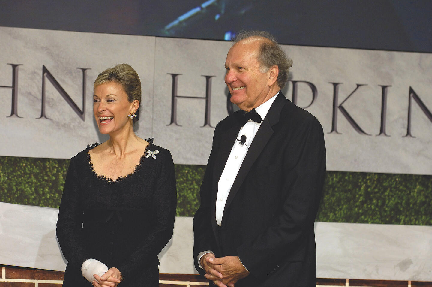 Rand and Chip Mason at an October 2007 gala marking the formal naming of Decker Quadrangle and Mason Hall on the Homewood campus