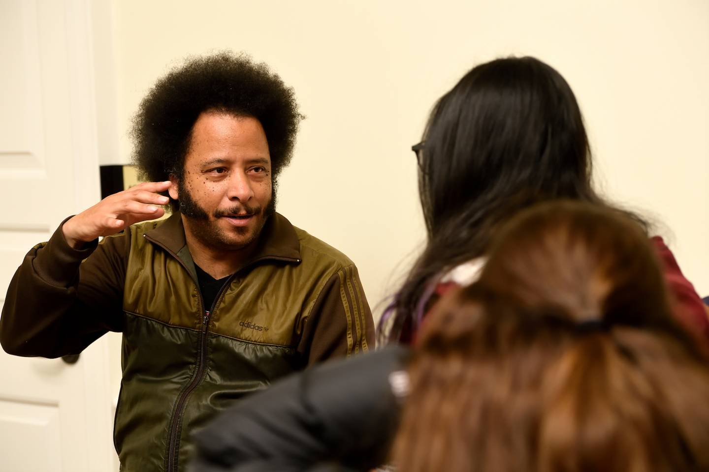 Boots Riley meets with guests at Foreign Affairs Symposium 
