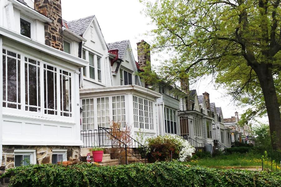 Hop on the bus for Live Near Your Work on Wheels Hub