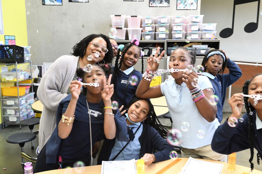 Vivien Thomas Scholars celebrate Pi Day with Henderson-Hopkins students