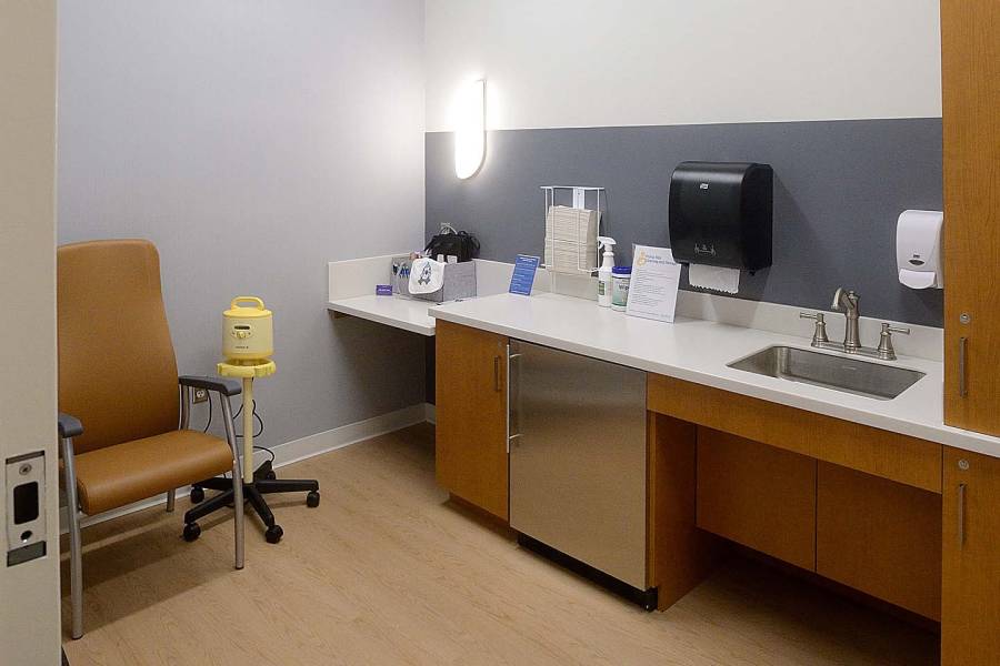 A lactation room in Hodson Hall has a hospital-grade pump, sink, refrigerator, and cabinets for storage.
