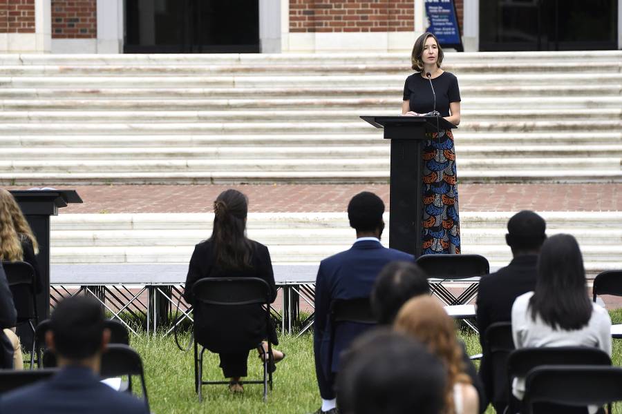 Lauren Gardner addresses a crowd of students