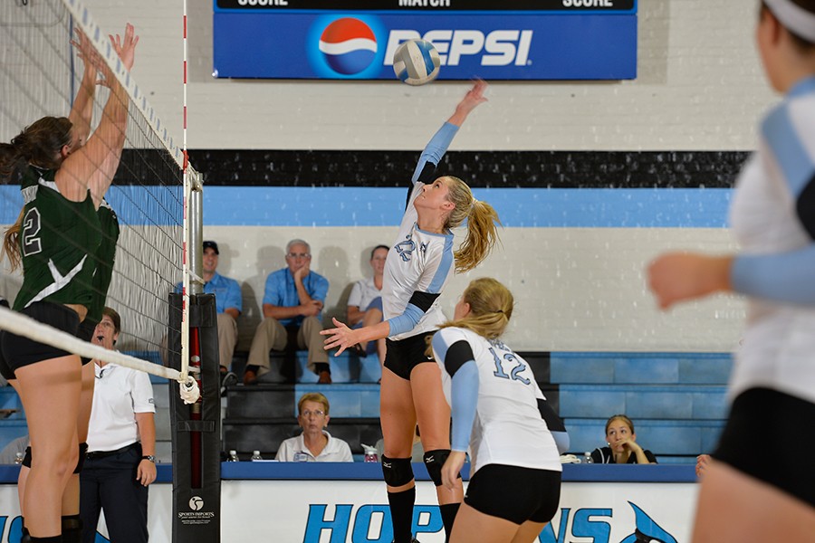 Side Out Injuries Leave Jhu Volleyball Team Short On Players But Not On Determination Hub