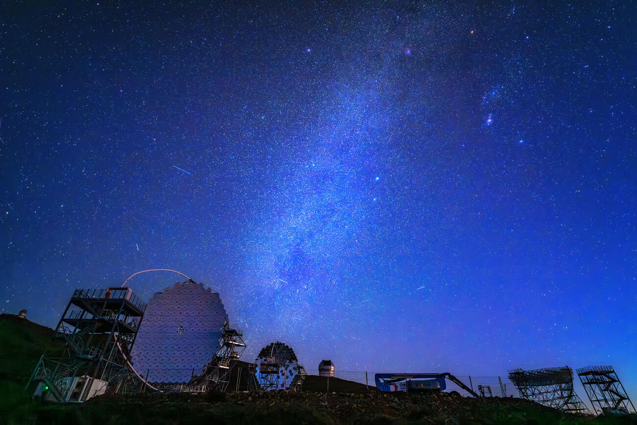 Mysterious glow in Milky Way could be evidence of dark matter