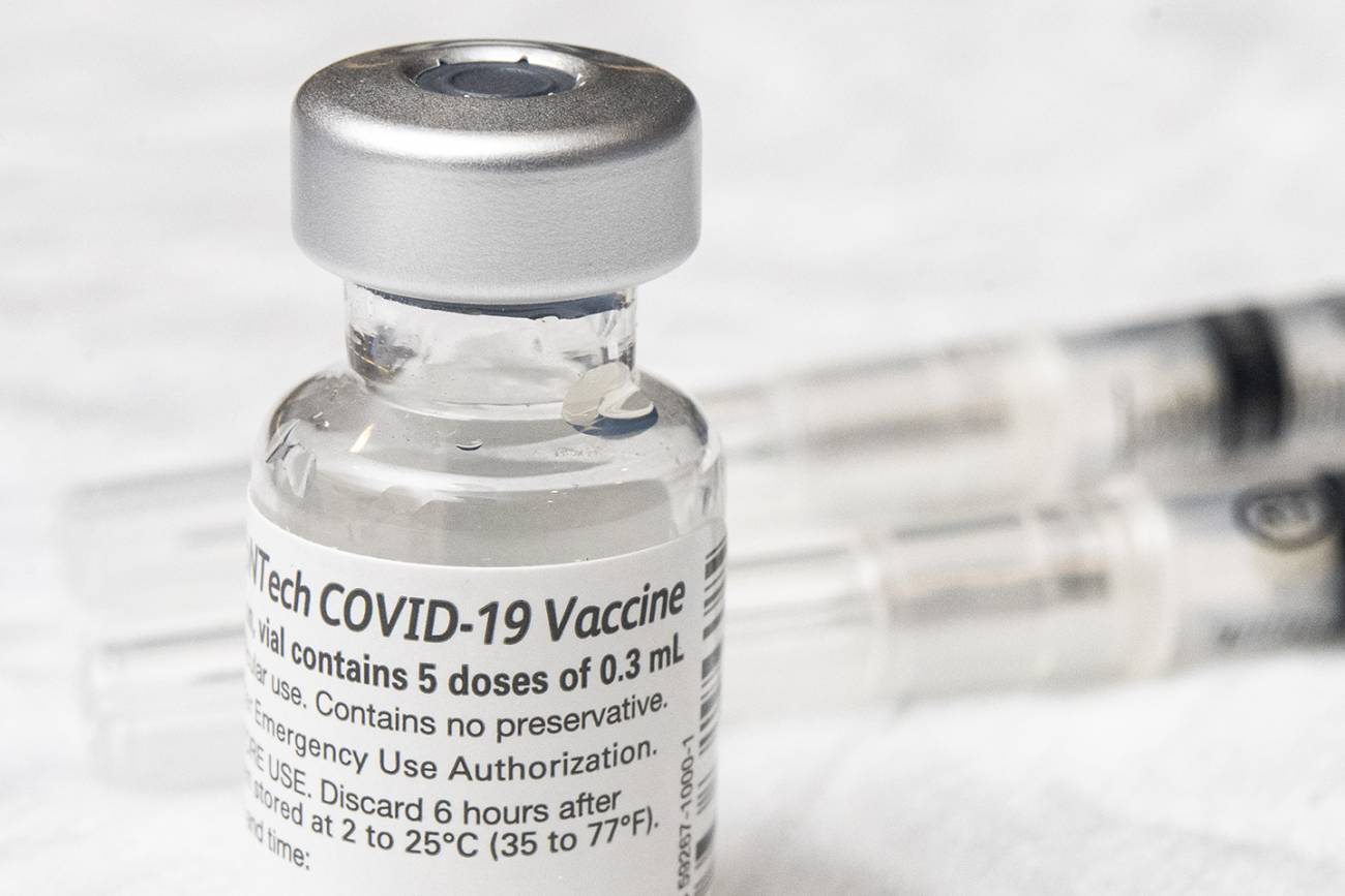 Lack of side effects after COVID-19 vaccination doesn't mean it isn't ...