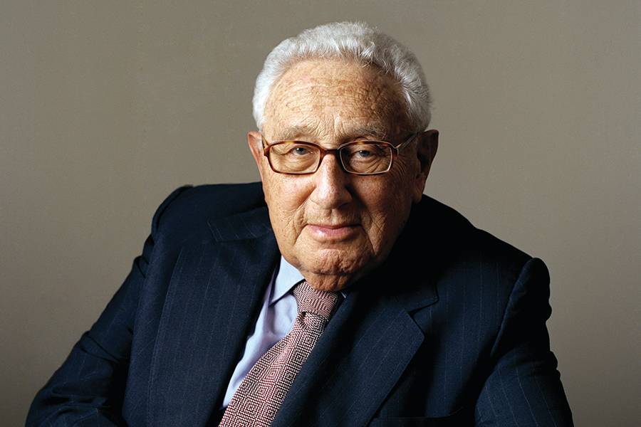 Scholar and statesman Henry Kissinger, who shaped world affairs in the Cold War era, dies at 100