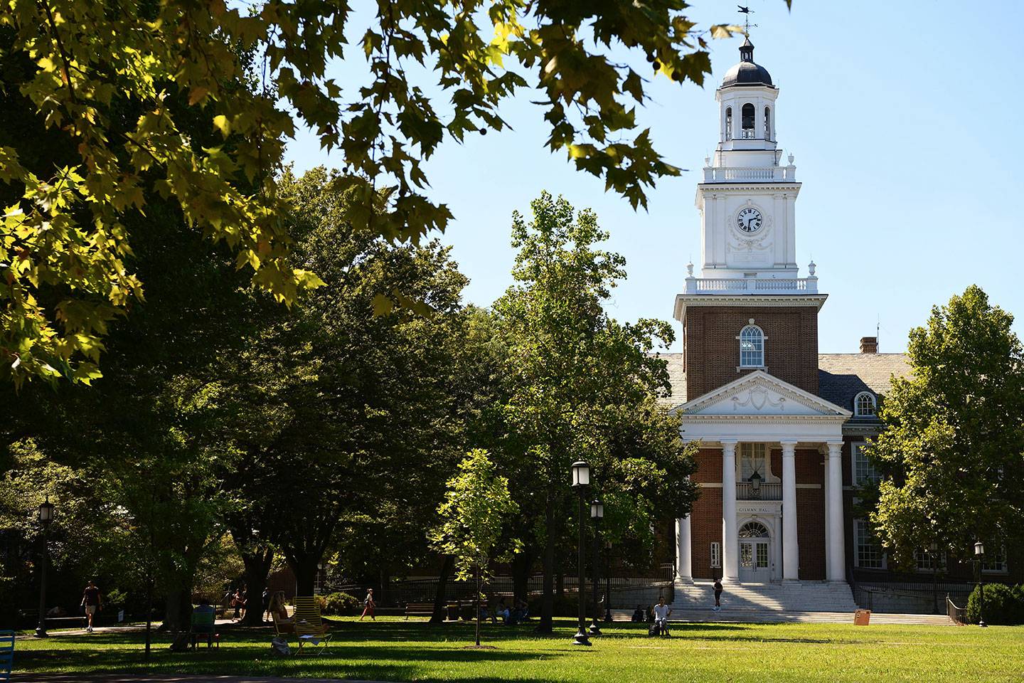 Johns Hopkins jumps to No. 12 in WSJ/THE Best U.S. College rankings Hub