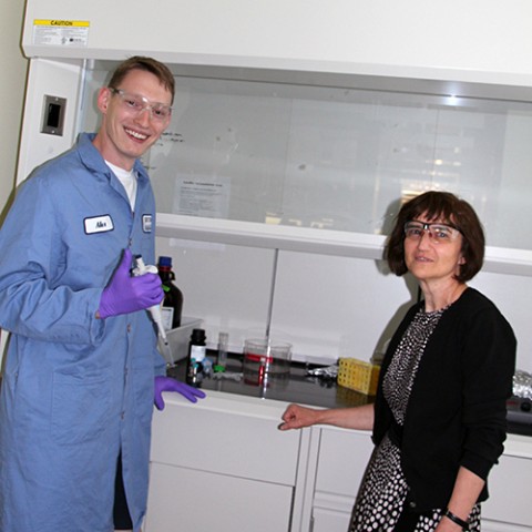 Graduate student Alexander Komin (left) and materials scientist Kalina Hristova.